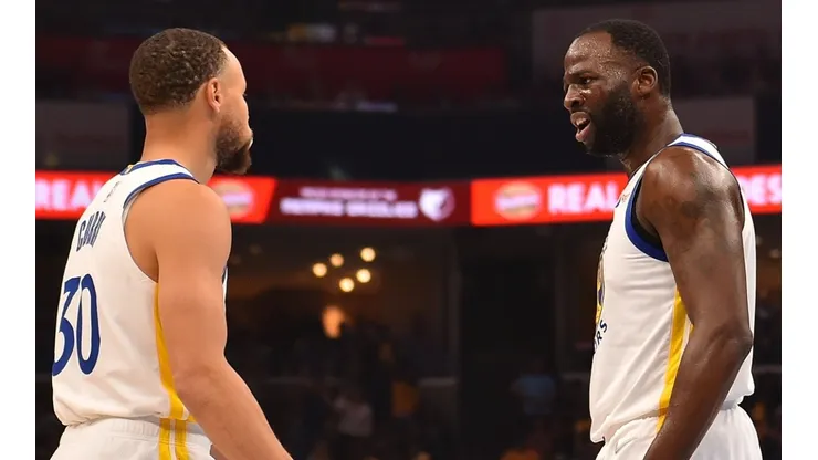 Stephen Curry (left) and Draymond Green.