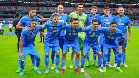 Players of Cruz Azul pose for a photo