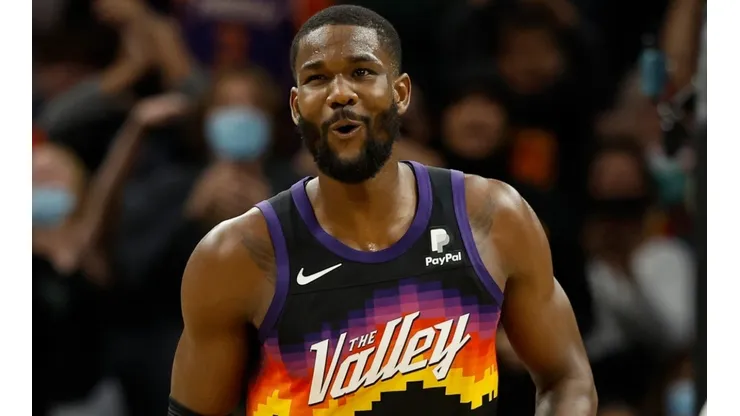 Deandre Ayton of the Phoenix Suns