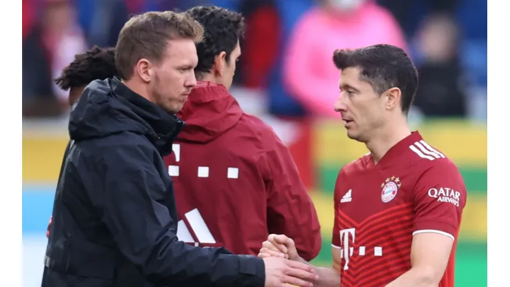Julian Nagelsmann (left) and Robert Lewandowski (right) during a 2022 Bundesliga match against Hoffenheim.