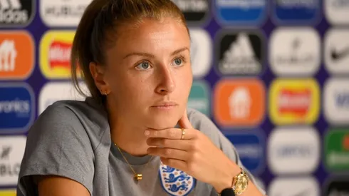 Leah Williamson of England