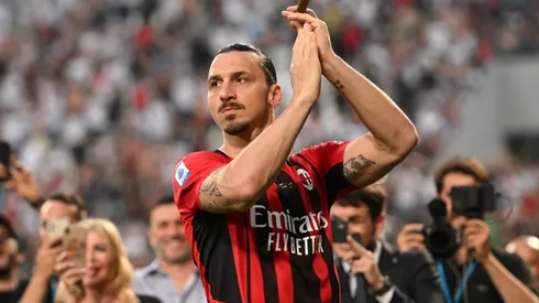 Zlatan Ibrahimovic is staying at AC Milan.