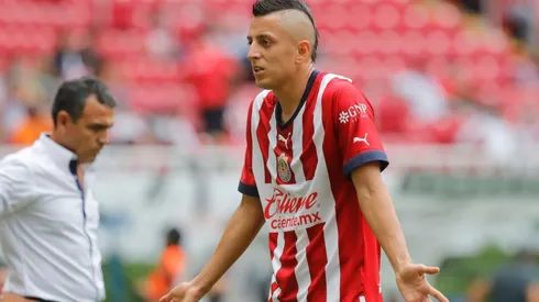 Roberto Alvarado of Chivas
