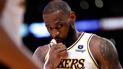 LeBron James and Michael Jordan among the 8 players with most NBA MVP awards