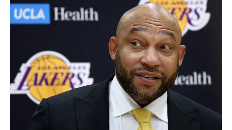 Lakers head coach Darvin Ham.