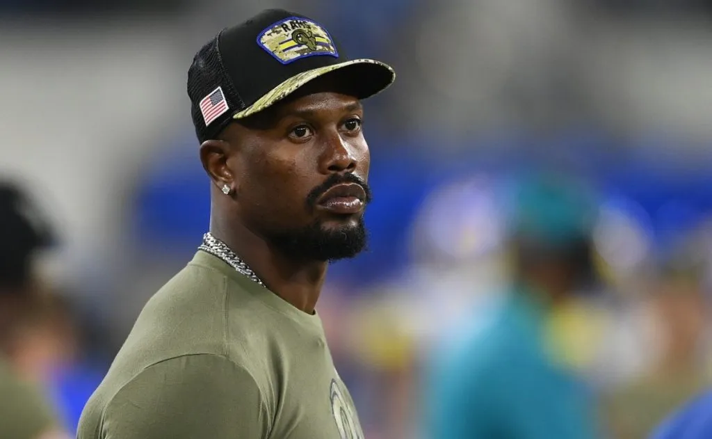 Von Miller looking at the stadium