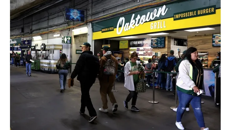 A's fans