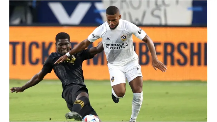 Samuel Grandsir of Los Angeles Galaxy in a game against LAFC