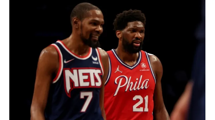Kevin Durant (left) and Joel Embiid.