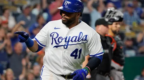 Carlos Santana is going to the Mariners in order to help them reach Playoffs this year.