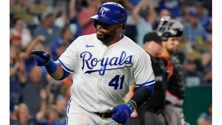 Carlos Santana is going to the Mariners in order to help them reach Playoffs this year.