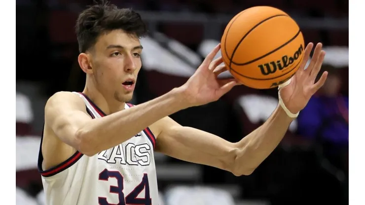Chet Holmgren during his college years
