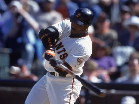 MLB: Who holds the home run record for a single season?