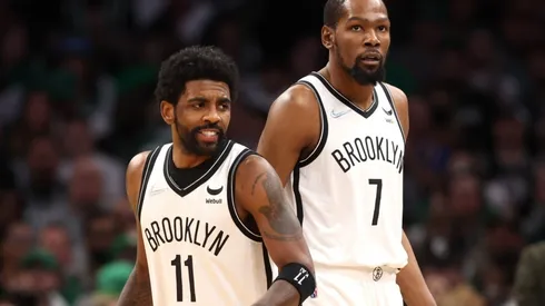 Kyrie Irving (left) and Kevin Durant.