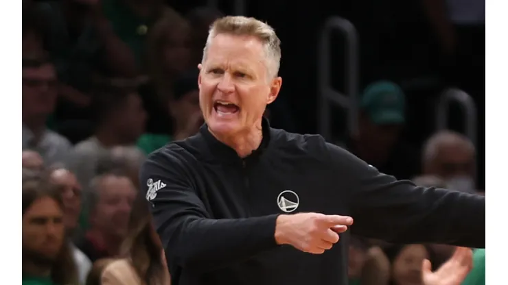 Steve Kerr head coach of the Warriors