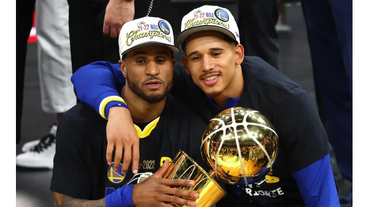 Gary Payton II and Juan Toscano-Anderson of the Golden State Warriors