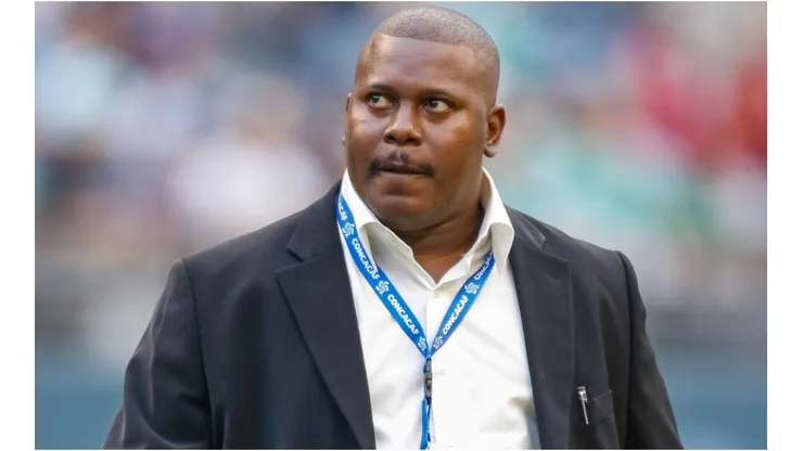 Head coach Julio Dely Valdes of Panama U20
