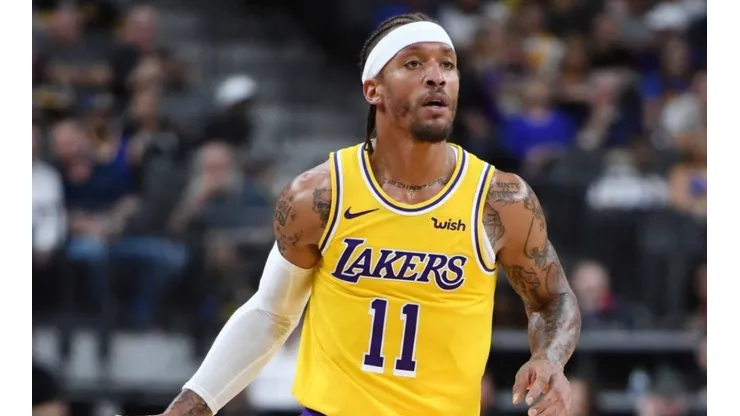 Beasley during his stint with the Lakers