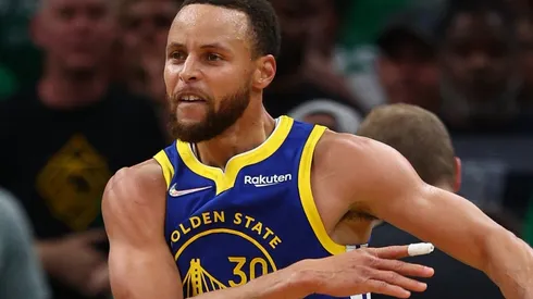 Stephen Curry won the Finals MVP award