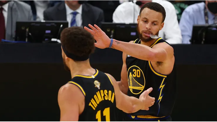 Klay Thompson and Stephen Curry of the Golden State Warriors