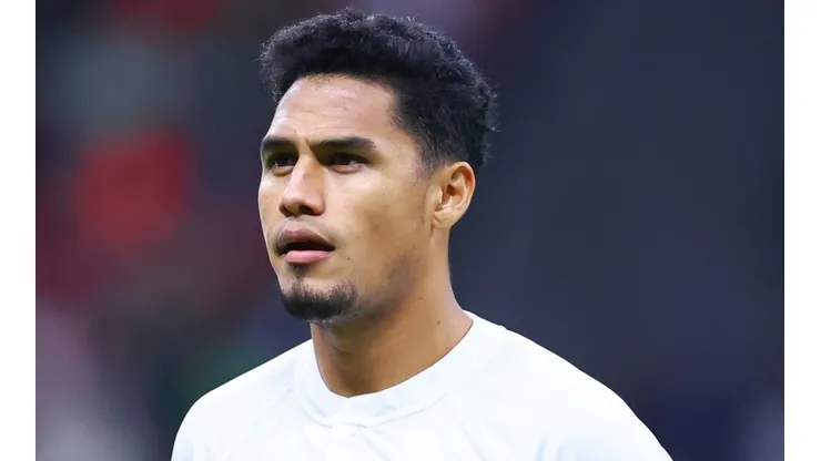 Roland Gomez of El Salvador