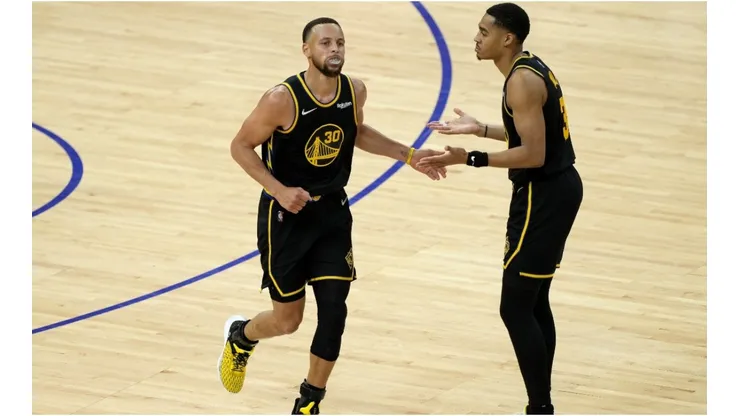 Stephen Curry and Jordan Poole