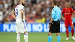 Benzema with referee