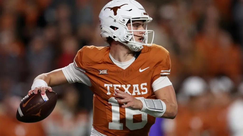 Arch Manning Texas Longhorns