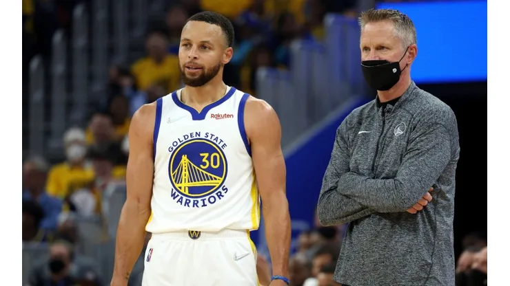 Stephen Curry (left) and Steve Kerr.
