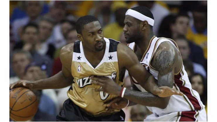 LeBron James guarding Gilbert Arenas