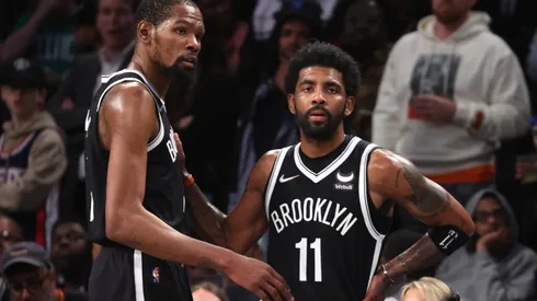 Kevin Durant (left) and Kyrie Irving.