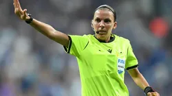Stéphanie Frappart and other 5 women referees will make history in Qatar 2022