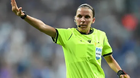 Stéphanie Frappart and other 5 women referees will make history in Qatar 2022