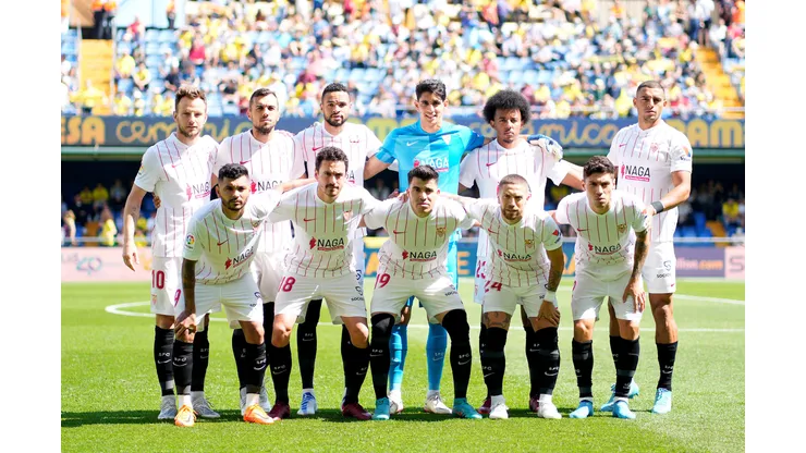 Sevilla, the only team that won six UEL paychecks.