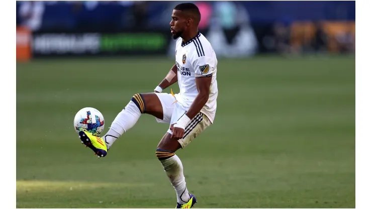 Samuel Grandsir of Los Angeles Galaxy
