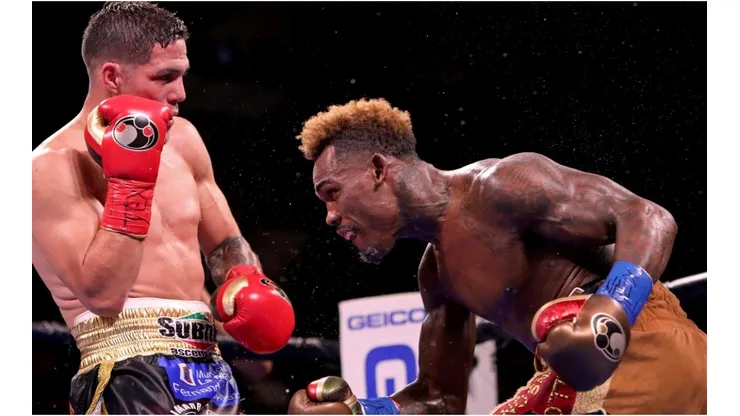 Jermell Charlo (R) and Brian Castano (L)
