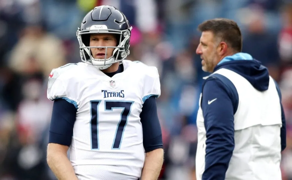 Ryan Tannehill (left) and Mike Vrabel.