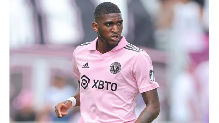 Damion Lowe of Inter Miami
