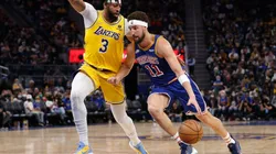 Anthony Davis guarding Klay Thompson