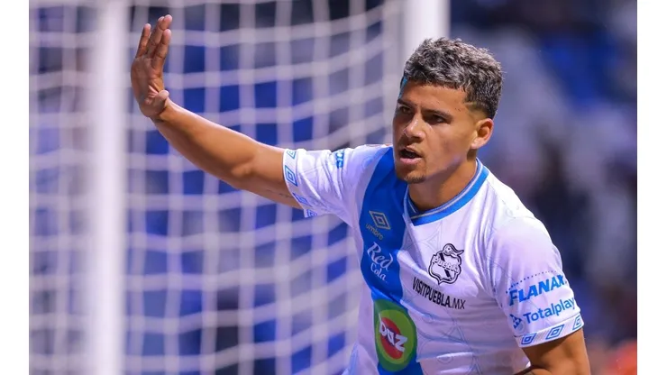 Maximiliano Araujo of Puebla