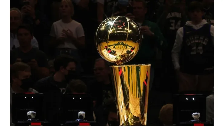 Larry O'Brien Championship Trophy in 2021