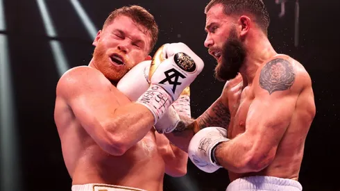 Canelo Alvarez being hit by Caleb Plant in 2021