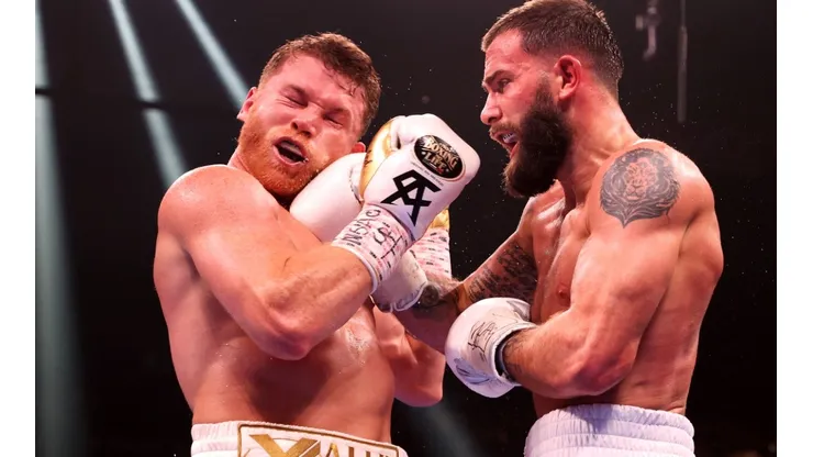Canelo Alvarez being hit by Caleb Plant in 2021