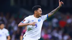 Roland Gomez of El Salvador