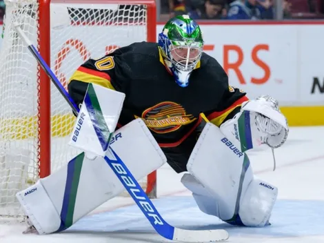 Who was the NHL player with the most goals in a season?