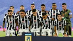 Players of Talleres pose for the team photo