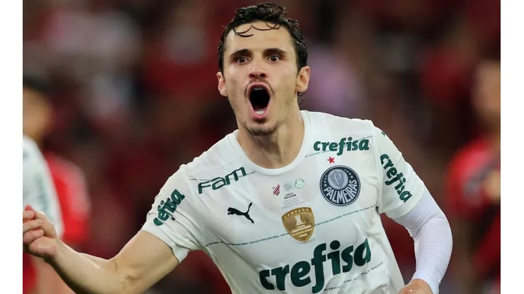 Raphael Veiga of Palmeiras celebrates after scoring the second goal of his team via penalty during a match