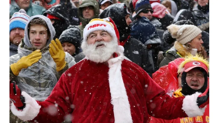 Kansas City Chiefs fans dresses as Santa Claus