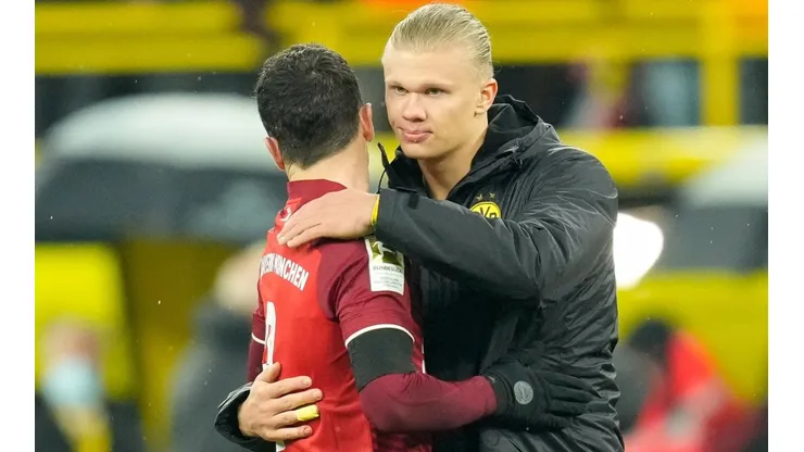 Robert Lewandowski of Bayern and Erling Haaland of Borussia Dortmund