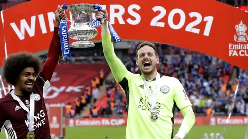 Leicester City's Hamza Choudhury and goalkeeper Danny Ward celebrate with the trophy